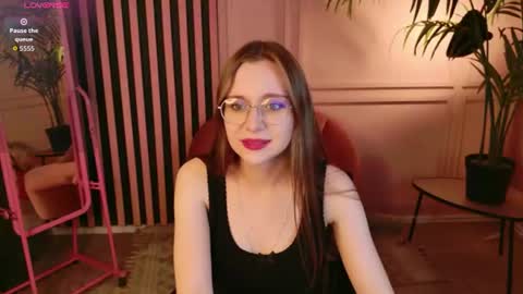 My name is Holly  online show from 07.24.26