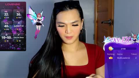 Snapshot of hollywoodbitch chatting on 12.18.24 Isabella Marie online show from 12.18.24