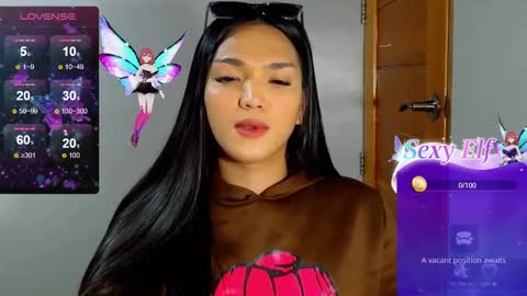 Snapshot of hollywoodbitch chatting on 02.18.25 Isabella Marie online show from 02.18.25