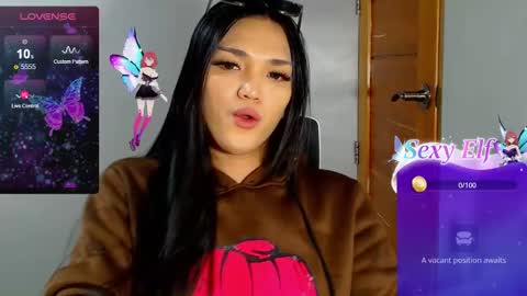 Snapshot of hollywoodbitch chatting on 02.19.25 Isabella Marie online show from 02.19.25