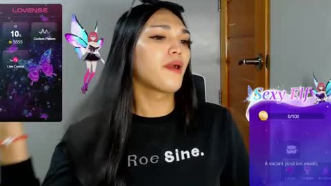 Snapshot of hollywoodbitch chatting on 02.28.25 Isabella Marie online show from 02.28.25