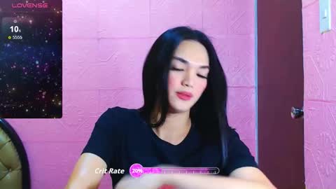 Snapshot of hollywoodbitch chatting on 09.21.25 Isabella Marie online show from 09.21.25