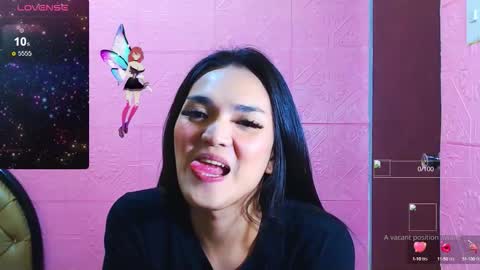 Snapshot of hollywoodbitch chatting on 09.26.25 Isabella Marie online show from 09.26.25