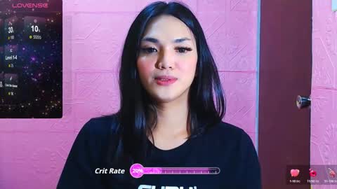 Snapshot of hollywoodbitch chatting on 10.04.25 Isabella Marie online show from 10.04.25