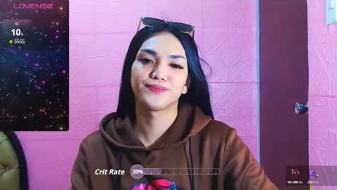 Snapshot of hollywoodbitch chatting on 10.06.25 Isabella Marie online show from 10.06.25