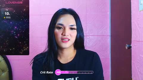 Snapshot of hollywoodbitch chatting on 10.09.25 Isabella Marie online show from 10.09.25