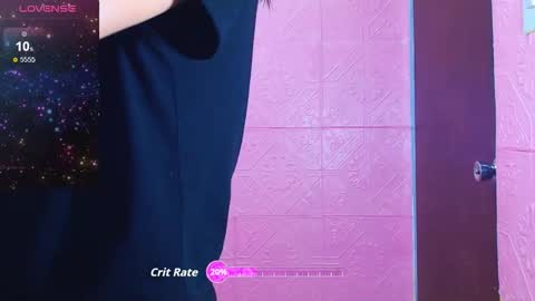 Snapshot of hollywoodbitch chatting on 10.15.25 Isabella Marie online show from 10.15.25