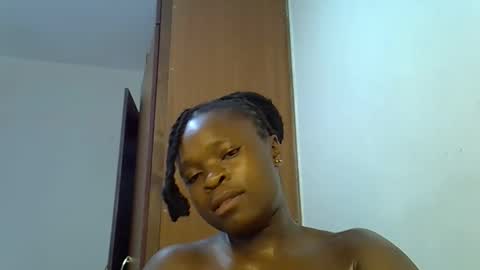 holy_ebony online show from 05.11.26