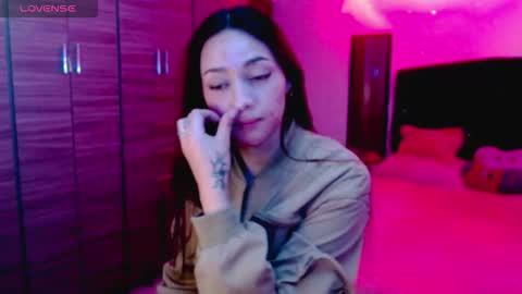 Snapshot of holy_juli2 chatting on 11.07.25 Juli online show from 11.07.25