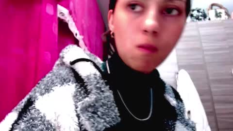 Juli online show from 02.02.26