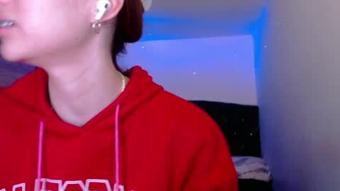 holy_julii online show from 06.02.26