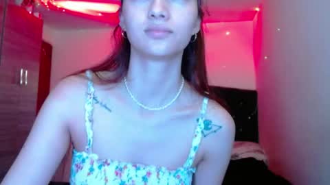 holy_julii online show from 06.09.26