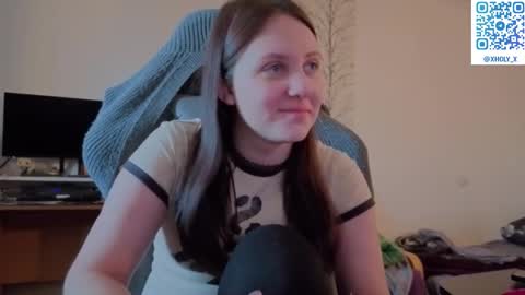 Snapshot of holy_kveta chatting on 02.04.26 Kviki online show from 02.04.26