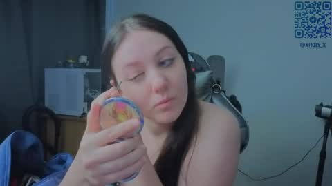 Snapshot of holy_kveta chatting on 06.04.26 Kviki online show from 06.04.26
