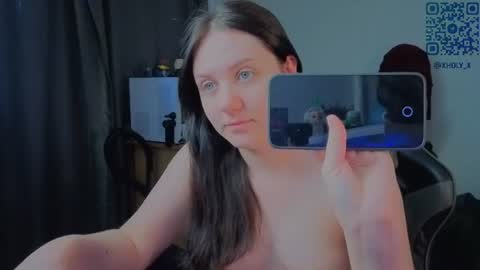Snapshot of holy_kveta chatting on 06.10.26 Kviki online show from 06.10.26
