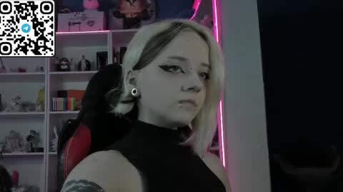 Snapshot of holy_mistresss chatting on 05.03.26 holy_mistresss online show from 05.03.26