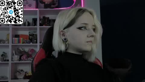 Snapshot of holy_mistresss chatting on 05.05.26 holy_mistresss online show from 05.05.26