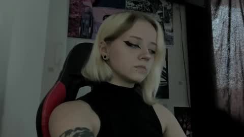 Snapshot of holy_mistresss chatting on 07.06.26 holy_mistresss online show from 07.06.26