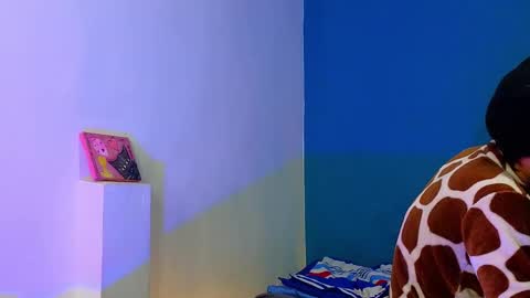      online show from 02.08.25