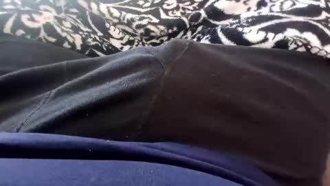 holycannoli123 online show from 11.17.25