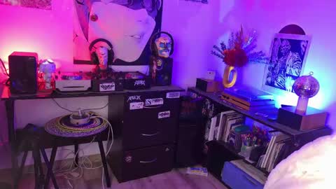   online show from 05.11.26