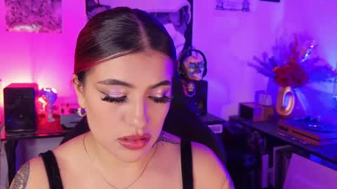   online show from 05.15.26