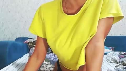 HolyJulie online show from 11.25.25