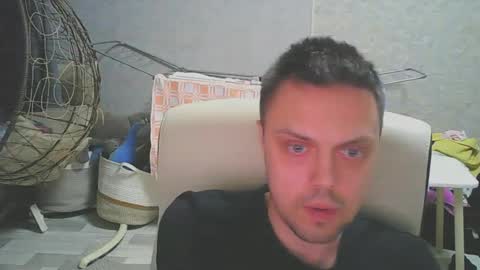 Snapshot of honesttojoy chatting on 02.10.25 Henry online show from 02.10.25