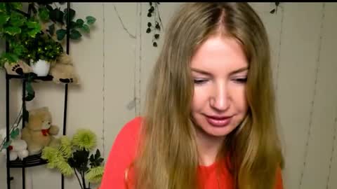 Snapshot of honey_lilly_ chatting on 07.11.26 Lily online show from 07.11.26