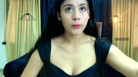 Honey Love online show from 09.30.25