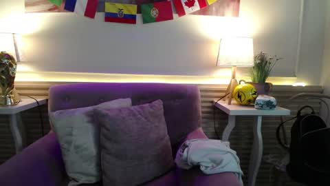 Snapshot of honey_sweetty chatting on 07.20.26 Sofia online show from 07.20.26
