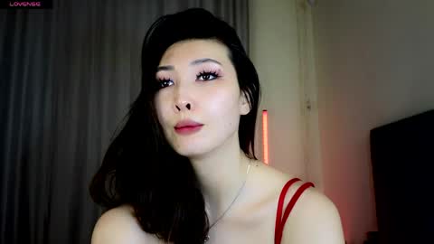 Snapshot of honey_yani chatting on 05.17.26 yani online show from 05.17.26