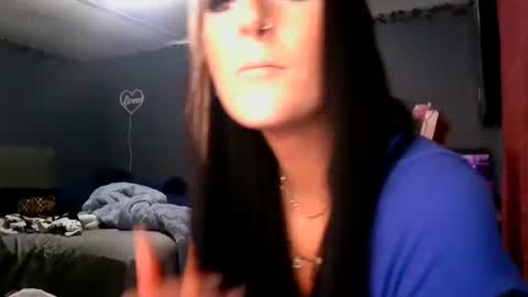 Snapshot of honeybabiii6969 chatting on 02.18.26 honeybabiii6969 online show from 02.18.26