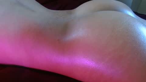 Snapshot of honeygoldenbaddie24 chatting on 09.19.25 honeygoldenbaddie24 online show from 09.19.25