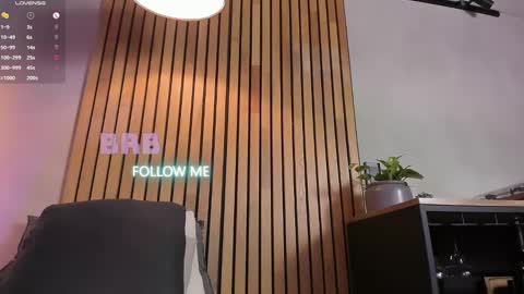 Sofia independent model online show from 03.10.25