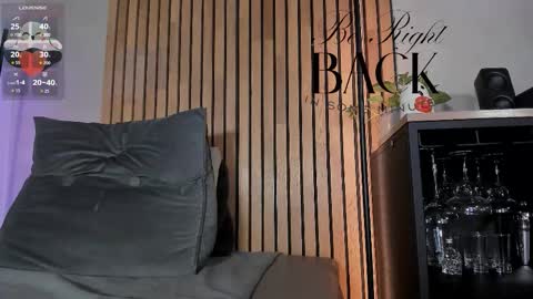 Sofia independent model online show from 10.15.25