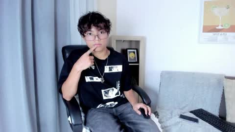 Snapshot of honeymoon_sariel chatting on 06.08.26 honeymoon_sariel online show from 06.08.26