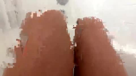 Snapshot of honeysuckleee chatting on 10.10.25 honeysuckleee online show from 10.10.25