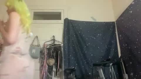 Emi Rose online show from 02.03.26