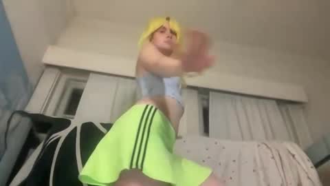 Emi Rose online show from 04.02.26