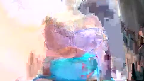 Snapshot of honeyy_sophia chatting on 07.14.26 sophia online show from 07.14.26