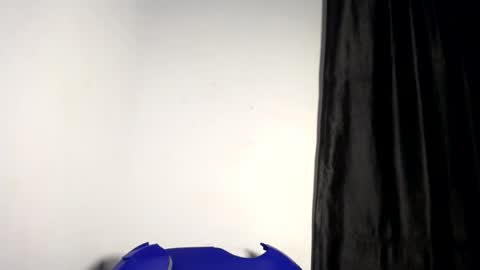 Snapshot of honeyy_sophia chatting on 07.25.26 sophia online show from 07.25.26