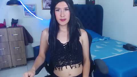 Snapshot of honeyy_sweett chatting on 05.26.26 honeyy_sweett online show from 05.26.26