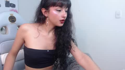 Snapshot of honney_babby chatting on 03.31.26 PVT 12TK 10PM - 6AM online show from 03.31.26
