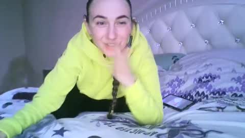 hootloove69 online show from 04.21.26