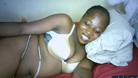 Snapshot of hornny4amani chatting on 01.07.25 AMANI online show from 01.07.25