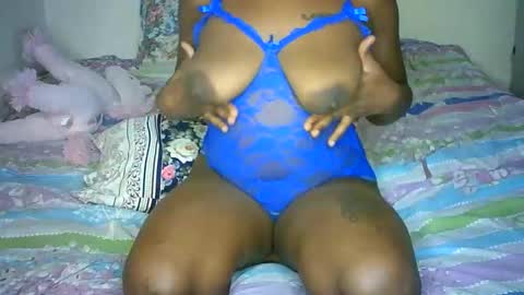 Snapshot of hornny4amani chatting on 02.07.25 AMANI online show from 02.07.25