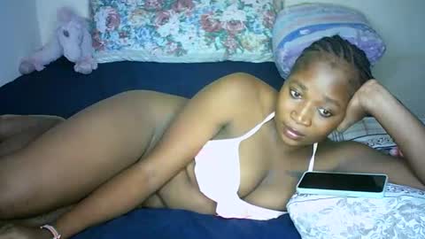 Snapshot of hornny4amani chatting on 02.09.25 AMANI online show from 02.09.25