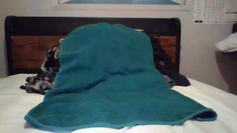 Snapshot of horny4sexymilf916 chatting on 06.20.26 horny4sexymilf916 online show from 06.20.26