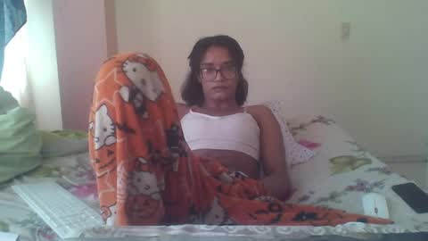 Snapshot of horny_brii chatting on 06.22.26 horny_brii online show from 06.22.26